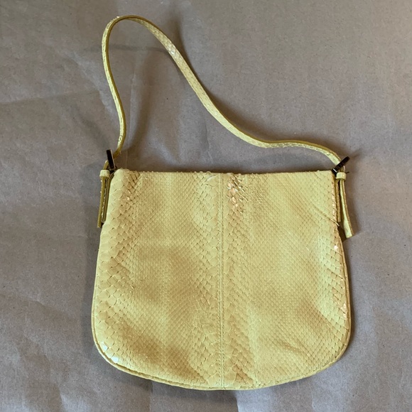 Vintage Fendi snakeskin handbag - Picture 2 of 7